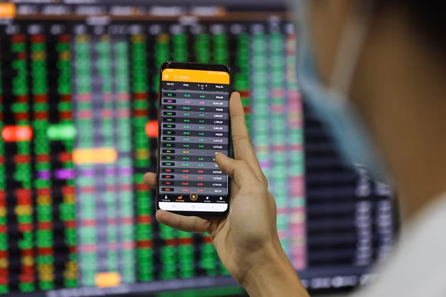 Chung khoan ngay 19/8: Co phieu nao nen chu y?