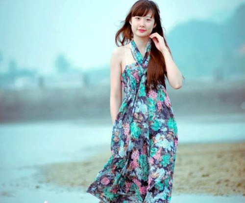 SV Trần Thị Ngọc Anh - Khoa Kinh tế - Quản trị kinh doanh.