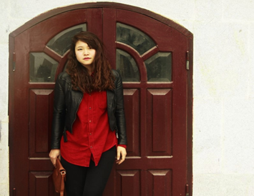 Đây là một sân chơi thú vị và bổ ích nhằm trau dồi kĩ năng sống và là cơ hội cho các bạn trẻ thỏa sức sáng tạo thể hiện hết khả năng của mình. Đồng thời, mục đích của cuộc thi góp phần xây dựng hình ảnh sinh viên Trường Đại học Dân lập Phương Đông năng động, thanh lịch, hiện đại và giàu trí tuệ... Trong ảnh, SV Trần Thị Ngọc - Khoa Công nghệ thông tin.