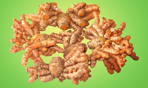 10 Nghệ: Chất curcumin trong củ nghệ có thể thực sự làm cho não phát triển. Một nhà nghiên cứu cho biết chất curcumin có tác dụng chống viêm và ngăn chặn hình thành mảng bám Alzheimer.