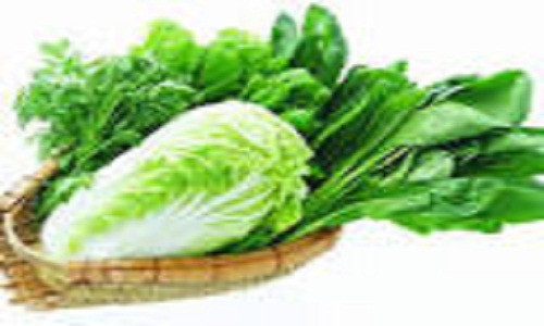 3. Các loại rau xanh:Là nguồn cung cấp một lượng lớn vitamin và chất xơ dồi dào và rất hữu ích cho sự phát triển bộ não của trẻ. Các mẹ không nên chỉ cho bé ăn cố định một vài loại rau củ quả mà thay vào đó nên lựa chọn đa dạng các loại rau để kích thích khẩu vị của các bé và cung cấp nguồn vitamin đa dạng, dồi dào cho trẻ.