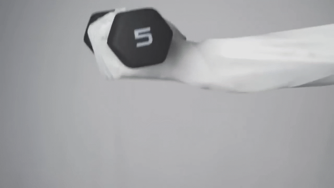 Khi giải phóng áp suất, cơ bắp sẽ tự động giãn ra. Một sợi cơ Myofiber thể hiện sức mạnh đáng kinh ngạc khi có khả năng chịu đựng 650.000 chu kỳ co giãn liên tục, giúp một ngón tay robot có thể nhấc bổng vật nặng lên tới 7 kg.