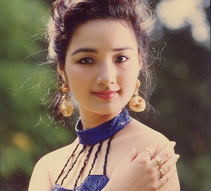 Lý Hùng cũng từng dành khá nhiều lời ưu ái khi nói về Hoa hậu Đền Hùng: "Giáng My có một vẻ đẹp riêng, rất quý phái và sang trọng, không lẫn với người nào hết". Nhưng Giáng My chưa hề chia sẻ bất cứ thông tin nào liên quan tới nghi vấn tình cảm nào của mình với Lý Hùng. Sau khi thi hoa hậu, Giáng My giã biệt Lý Hùng để theo đuổi con đường riêng trong sự nghiệp diễn xuất, đảm nhận vai trò MC, làm bầu sô truyền thông và gặt hái được những thành công đáng kể.