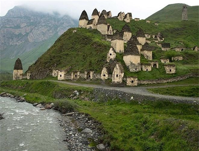 ##sc### 5. Lâu đài ma ám Leap ở Bắc Roscrea, Ireland được xây dựng vào thế kỷ 15 được xem là một trong những địa điểm bị ma ám nặng nề. 