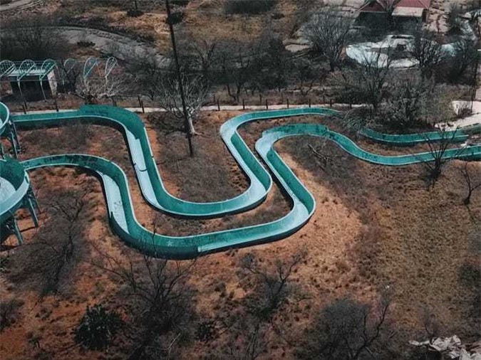 Năm 2018, công viên đã được bán lại cho chủ mới và có kế hoạch mở cửa trở lại. Tuy nhiên, cho đến ngày hôm nay, công viên vẫn đang trong qua trình xây dựng. 