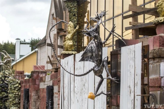 Những hình hài quái dị chắc chắn sẽ khiến bọn trộm khiếp sợ.