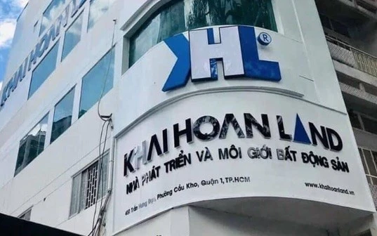 Vợ chồng Chủ tịch Khải Hoàn Land “sang tay” gần 13,6 triệu cổ phiếu KHG