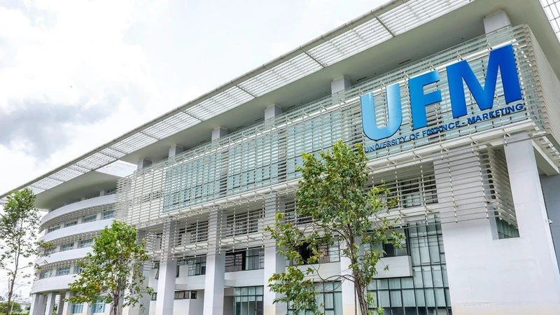 Công ty Đông Á trúng gói sửa chữa các trường lớp phường Bình Tân năm 2025