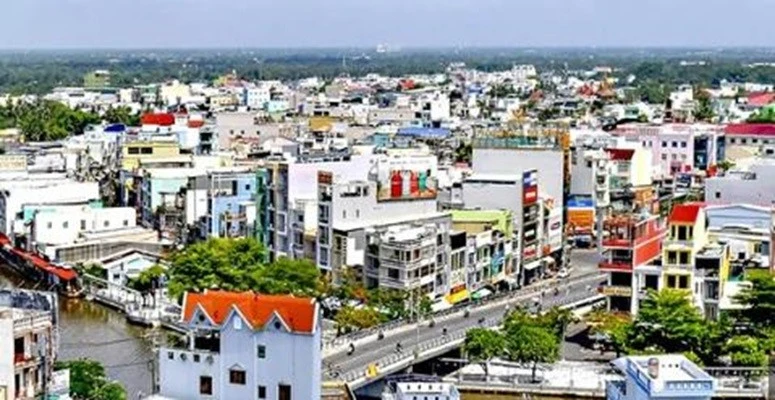 Công ty thiết bị điện Cà Mau "gom" loạt gói thầu trang trí Tết Bính Ngọ 2026