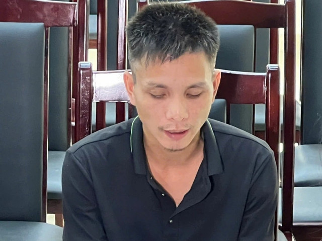 Đối tượng Lê Văn Viết tại cơ quan Công an. a1-7855.jpg
