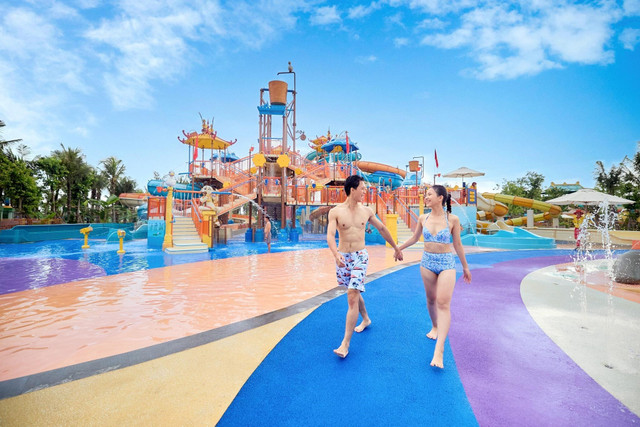 Công viên nước Sun World Ha Nam có 40 đường trượt đa dạng và 14 tổ hợp trò chơi hấp dẫn. 33.jpg