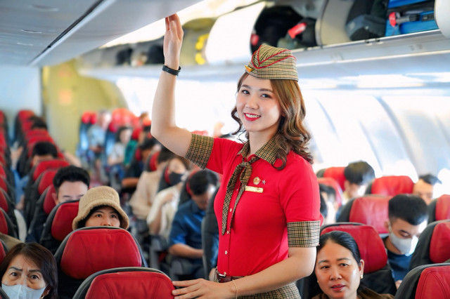 tiep-vien-hang-khong-vietjet.jpg