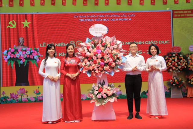 Ảnh: Thiên Tuấn z6978220633398-3a259875b396f514be5f53cc57db2a16.jpg