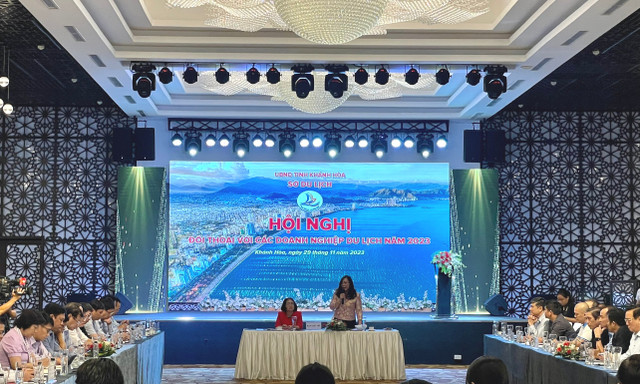 Khánh Hòa giải quyết các bất cập để tiếp sức doanh nghiệp du lịch Khanh Hoa giai quyet cac bat cap de tiep suc doanh nghiep du lich
