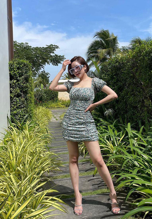 Gu thời trang sang chảnh của hot girl Trâm Anh - Hình 12 Gu thoi trang sang chanh cua hot girl Tram Anh-Hinh-12