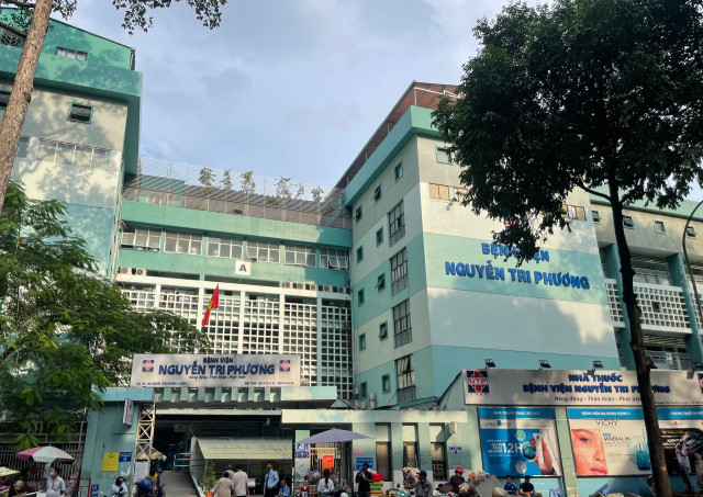 Sở Y tế TP HCM: Yêu cầu BV Nguyễn Tri Phương rút kinh nghiệm vụ 'bệnh nhân ngưng tim sống lại' So Y te TP HCM: Yeu cau BV Nguyen Tri Phuong rut kinh nghiem vu 'benh nhan ngung tim song lai'