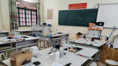 Đấu thầu Vĩnh Long: Cuộc đua "khô máu" và "ẩn số" chất lượng sau mức giảm giá 52 tỷ đồng