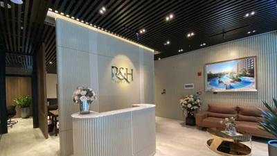 Xử phạt Tập đoàn R&H do vi phạm công bố thông tin