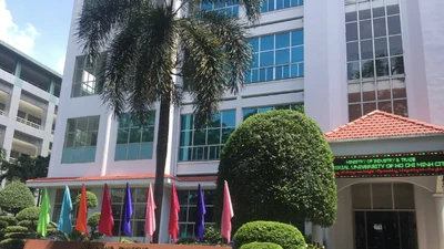 Đơn vị tư vấn nói gì về gói thầu 13,8 tỷ tại Đại học Công nghiệp TPHCM?