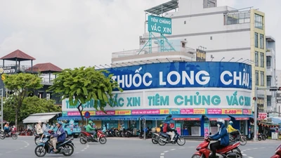FRT lãi 804 tỷ, Long Châu vượt kế hoạch mở mới cửa hàng sau 9 tháng