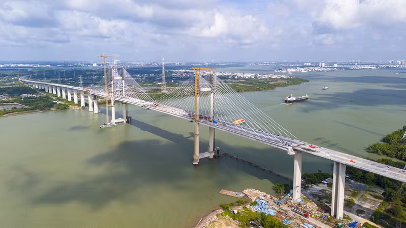 Cầu Phước Khánh trên cao tốc Bến Lức - Long Thành bước vào giai đoạn hợp long