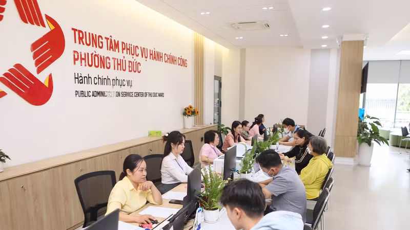 TPHCM luân chuyển cán bộ trẻ về phường, xã: Đột phá nâng cao chất lượng cơ sở