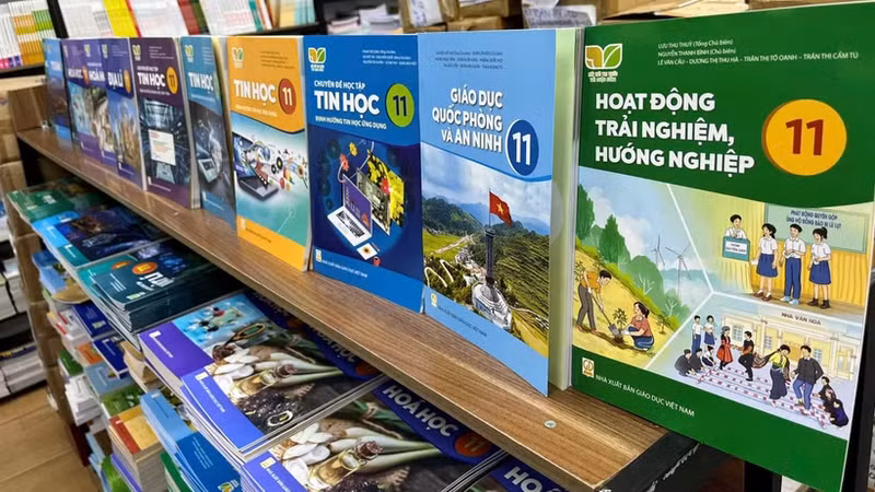 Bộ GD&ĐT ban hành tiêu chuẩn sách giáo khoa điện tử