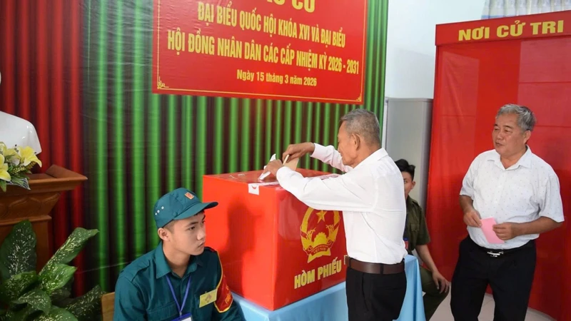 Đến 11h30 ngày 15-3, hơn 2,15 triệu cử tri Đồng Nai đã tham gia bầu cử