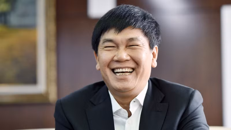 'Vua thép' Hòa Phát lên top 1 vốn điều lệ