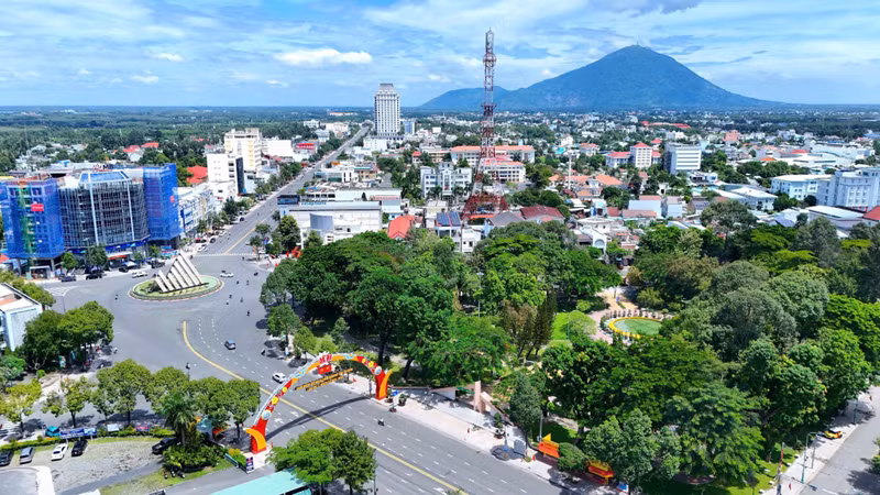 Giải mã các gói thầu của Phúc Khang tại Tây Ninh: Dấu hiệu từ những đối thủ bỏ cuộc [Kỳ 2] 