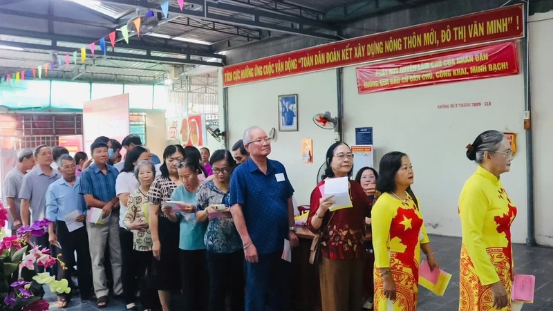 Lâm Đồng: Hơn 2,7 triệu cử tri nô nức tham gia Ngày hội non sông