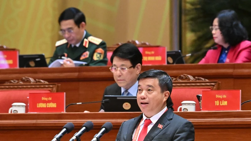 Củng cố hệ thống chính trị vùng dân tộc thiểu số để tăng niềm tin của Nhân dân