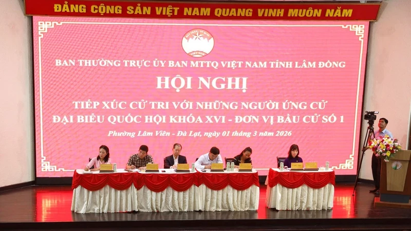 Hội nghị tiếp xúc cử tri với những người ứng cử đại biểu Quốc hội khóa XVI, Đơn vị bầu cử số 1 tỉnh Lâm Đồng.