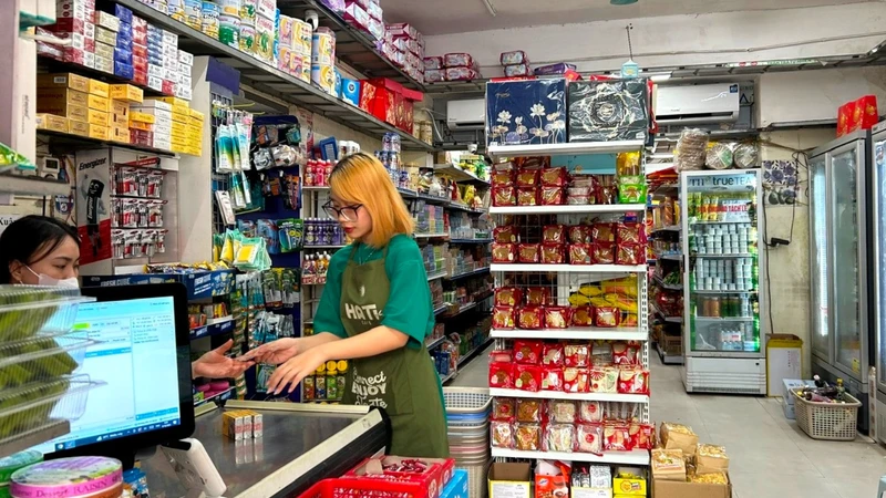 Hộ kinh doanh vượt 500 triệu đồng vẫn phải nộp thuế VAT từ đồng đầu tiên 