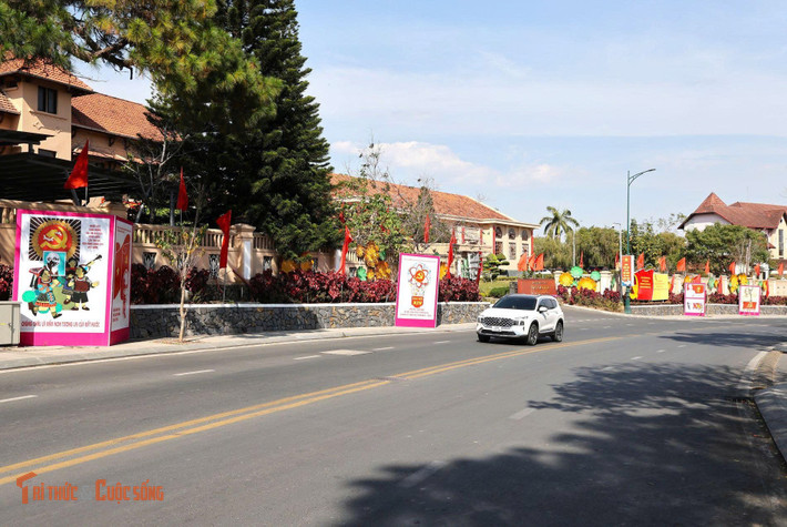 Không khí Đà Lạt trước thềm Đại hội đại biểu toàn quốc lần thứ XIV của Đảng.