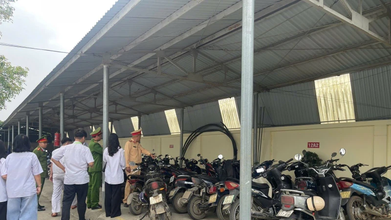 Kiểm tra trật tự an toàn giao thông cho học sinh tại Phú Thọ