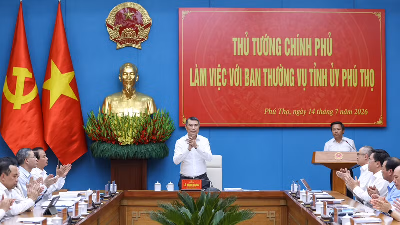 Thủ tướng yêu cầu Phú Thọ đón đầu AI, bán dẫn, hướng tới thủ phủ công nghiệp