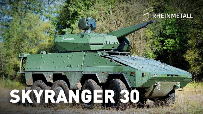 Skyranger 30 là hệ thống phòng không tầm ngắn được phát triển bởi Rheinmetall Air Defence, được giới thiệu lần đầu từ năm 2021. Nó được trang bị pháo xoay KCE-ABM 30 mm có khả năng bắn đạn nổ trên không có thể lập trình để tiêu diệt máy bay không người lái, trực thăng, máy bay bay thấp, tên lửa hành trình và đạn dẫn đường chính xác.