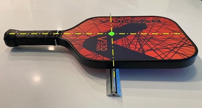 Bây giờ, giả sử bạn đã có một cú topspin hoàn hảo tạo ra vận tốc bóng 105 km/h, câu hỏi đặt ra là liệu cú đánh đó của bạn có thể một phát ăn ngay được hay không? Điều này phụ thuộc vào thời gian bay của trái bóng, khoảng cách giữa hai người chơi và tốc độ phản ứng cơ bắp tới hạn của con người.