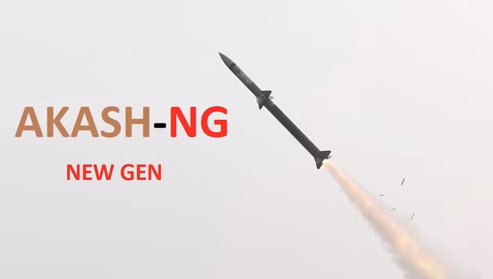 Theo Bộ Quốc phòng, hệ thống tên lửa Akash-NG đã chứng minh độ chính xác cao khi đối phó với nhiều mối đe dọa trên không trong các cuộc thử nghiệm. Những mối đe dọa này bao gồm các mục tiêu tốc độ cao, các mối đe dọa ở độ cao thấp và các mục tiêu tầm xa hoạt động ở độ cao lớn, qua đó khẳng định hiệu suất của hệ thống trong nhiều kịch bản giao chiến khác nhau.