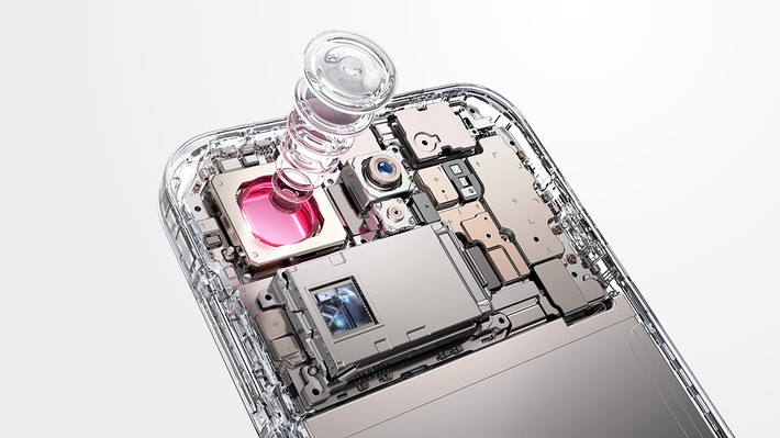 Sức mạnh của Find X9 Series nằm ở hệ thống camera Hasselblad chuyên nghiệp với bộ ba camera sau 50MP mạnh mẽ: camera chính 50MP tích hợp Chống rung quang học (OIS), camera góc siêu rộng 50MP hỗ trợ chụp macro cận cảnh, và camera tele Hasselblad 50MP chuyên dụng cho những bức ảnh chân dung xóa phông ở nhiều tiêu cự khác nhau.