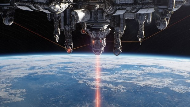 Những tiến bộ này là những bước quan trọng hướng tới việc làm cho các thiết bị khổng lồ trở nên nhẹ hơn và hiệu quả hơn, giúp việc triển khai vào không gian trở nên khả thi. Tuy nhiên, con đường "chế ngự" bão tố đầy rẫy rủi ro.