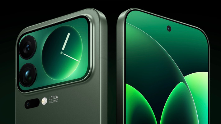  Giải thưởng Điện thoại lớn tốt nhất thuộc về Xiaomi 17 Pro Max. Nếu người dùng đã chấp nhận mang theo một điện thoại rất lớn thì thiết bị đó phải tận dụng tối đa không gian. Màn hình 6.9 inch, chip Snapdragon 8 Elite Gen 5, pin silicon carbon 7.500 mAh, bộ nhớ lớn, ba camera 50 MP và một màn hình phụ gần 3 inch sáng 1.000 nit tần số 120 Hz ở mặt sau. Màn hình phụ đóng vai trò thông báo, khung ngắm và thao tác nhanh, giúp tổng thể thiết kế trở nên hợp lý. Xiaomi tận dụng tốt kích thước và cụm camera, xứng đáng với danh hiệu điện thoại lớn tốt nhất.