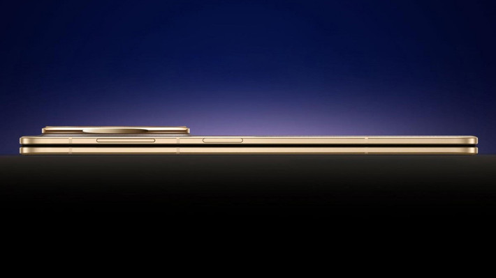 Hãng công nghệ Trung Quốc này luôn theo đuổi mục tiêu chứng minh mình là nhà sản xuất điện thoại gập mỏng nhất. Phiên bản năm nay chỉ dày 4mm khi mở ra và 8,75mm khi gập lại, so với Magic V5 năm ngoái là 4,1mm khi mở và 8,8mm khi gập.