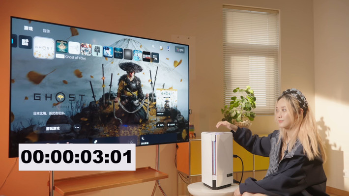 Sau cùng là gắn bo mạch chủ PS5 và Xbox Series X vào bộ tản nhiệt mới, một công việc tương đối đơn giản so với những bước trước đó. Giờ thì cô nàng game thủ này có thể tha hồ chơi gần như mọi tựa game console mà mình thích, bất chấp nó thuộc nền tảng nào.