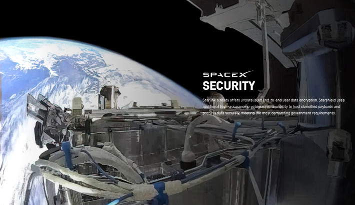 Theo Wall Street Journal và Reuters , vào năm 2021, SpaceX đã ký một hợp đồng trị giá 1,8 tỷ USD với một cơ quan chính phủ Mỹ không được tiết lộ, sau đó được xác định là Văn phòng Trinh sát Quốc gia (NRO) - tổ chức phụ trách các vệ tinh do thám của Mỹ. Nó được những người nghi ngại gọi là Dự án 1,8 tỷ USD trong bóng tối.