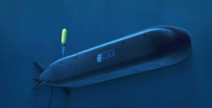 Excalibur đã được đặt tên chính thức vào tháng 5 tại Căn cứ Hải quân HMNB Devonport và sẽ trải qua hai năm thử nghiệm trên biển. Cơ quan Giao nhận Tàu ngầm cho biết, Excalibur đã vượt qua nhiều tiêu chuẩn thiết kế ban đầu trong quá trình kiểm tra nghiệm thu.