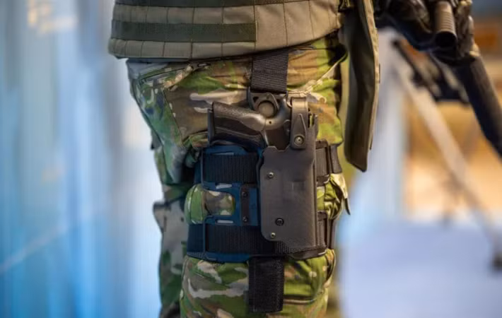 Vũ khí từ Grand Power Bratislava cũng xác nhận việc đưa vào sử dụng các loại vũ khí nhỏ mới do trong nước sản xuất từ ​​nhà sản xuất địa phương của Slovakia, Grand Power.