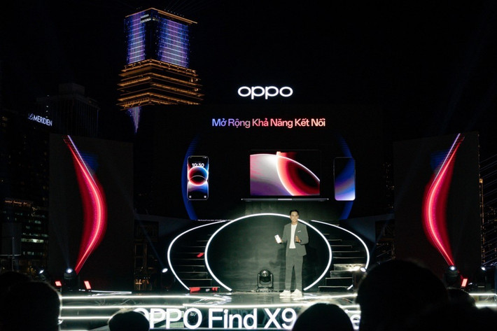 Kế thừa công nghệ Chuyển cảnh song song từ thế hệ trước, phiên bản ColorOS 16 tiếp tục nâng tầm trải nghiệm với Hiệu ứng liền mạch, mang đến bước nhảy vọt về hiệu năng và trải nghiệm nhờ hàng loạt công nghệ lõi mới, được OPPO thiết kế lại từ kiến trúc hệ thống đến cơ chế xử lý hoạt ảnh.