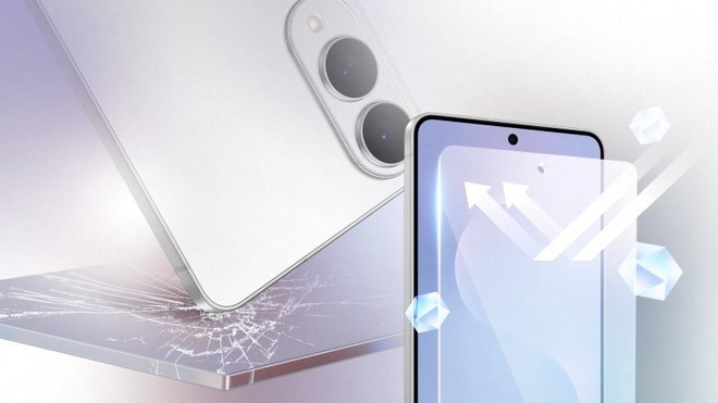Điểm khác biệt đáng chú ý duy nhất ở đây là kính bao phủ màn hình Corning Gorilla Glass Ceramic 2, chứ không phải Gorilla Glass Armor 2 trên Galaxy S25 Ultra. Phiên bản Ceramic cũng bền như phiên bản Armor, nhưng lại thiếu lớp phủ chống phản chiếu của Armor, thứ được đánh giá rất cao trên S25 Ultra thời gian qua.